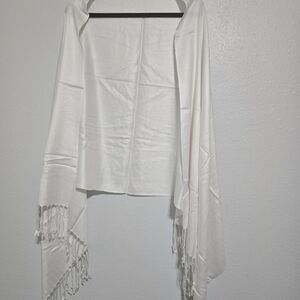 Pashmina Classic White Wrap